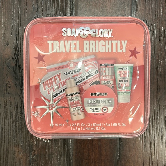 Soap & Glory- Travel Brightly Kit - Picture 1 of 2